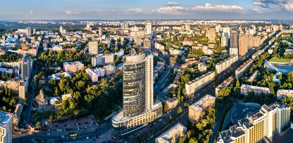 Aerial view of Pechersk, a central neighborhood of Kiev, Ukraine — Stock Photo, Image