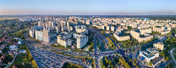 Flygfoto över Trojeshtjyna distriktet Kiev, Ukraina — Stockfoto