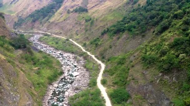Urubamba flod nära Machu Picchu i Peru — Stockvideo
