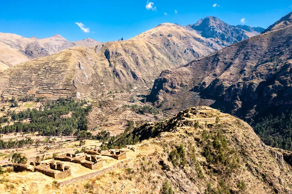 Peru 'daki Machu Pitumarca antik İnka kasabası