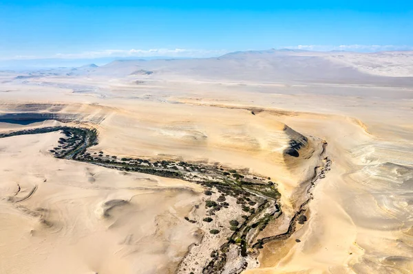 Vista aérea del Cañón de los Perdidos en Ica, Perú — Foto de Stock