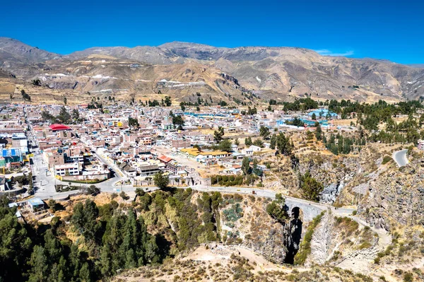 Cityscape de Chivay cidade no Peru — Fotografia de Stock