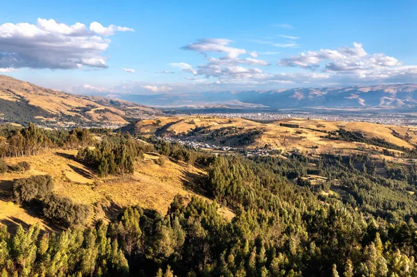 Huancayo, Peru yakınlarındaki Bosque Dorado manzarası — Stok fotoğraf