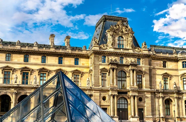Louvre Museum Major Tourist Attraction Paris France — Stock Photo, Image