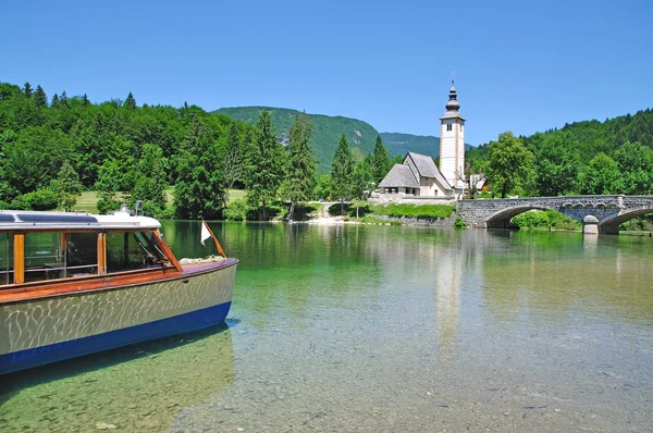 Lake Bohinj, Parque Nacional de Triglav, Eslovénia — Fotografia de Stock