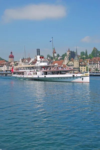 Lucerne, Lac des Quatre-Cantons, Suisse — Photo