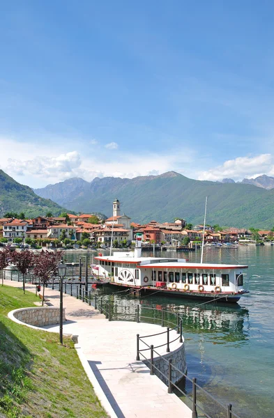 Jeziora maggiore, w pobliżu miejscowości baveno, Piemontu, Włochy — Zdjęcie stockowe