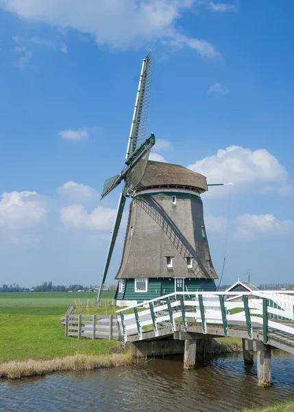 Perto de Alkmaar, no norte da Holanda, Holanda, Benelux — Fotografia de Stock