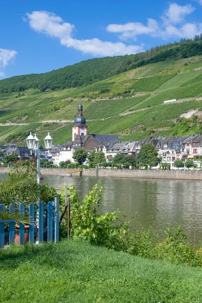 Zell, Mosel-floden, Rheinland-Pfalz, Tyskland — Stockfoto