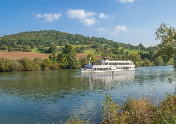 Rio Neckar perto de Heidelberg, Alemanha — Fotografia de Stock