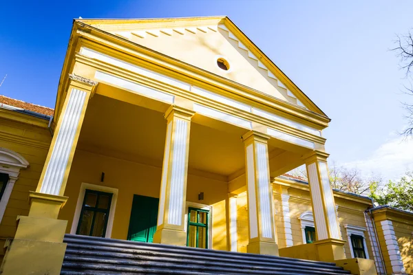 Kasteel "damaskin" in hajducica, vojvodina. — Zdjęcie stockowe