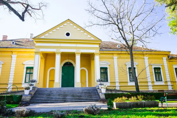 Kasteel "damaskin" in hajducica, vojvodina. — Zdjęcie stockowe