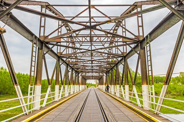 Ponte in acciaio — Foto Stock