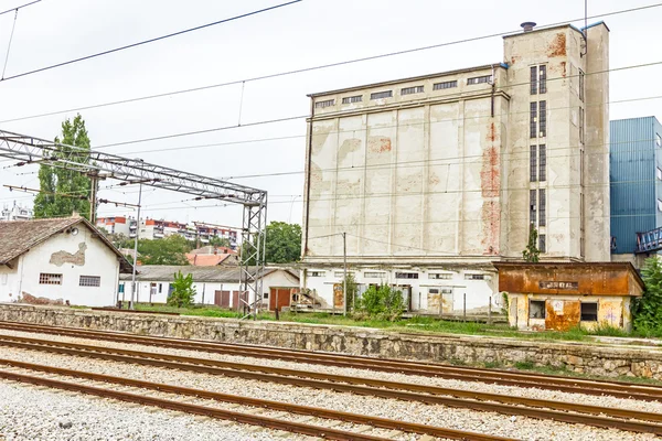 並列の鉄道線路paralelní železniční tratě — ストック写真