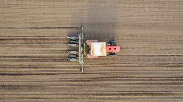 Top View Tractor Pulling Mechanical Seeder Machine Arable Field Soil — Stock Photo, Image