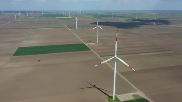 View Farm Large Wind Power Turbines Standing Agricultural Fields Generating — Stockvideo