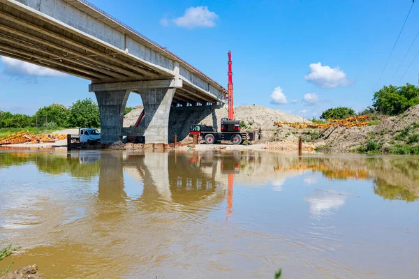 View Unfinished Bridge Road River Construction Building Site —  Fotos de Stock