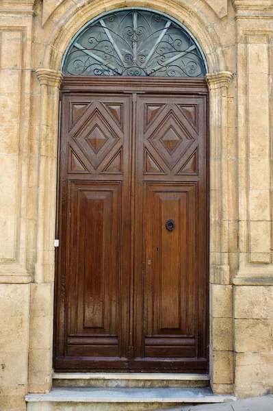 Haustür — Stockfoto