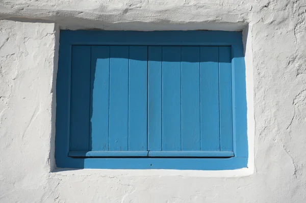 Wooden window in Mediterranean house — Stock Photo, Image