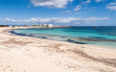 ELS pujols beach formentera island, Akdeniz, İspanya
