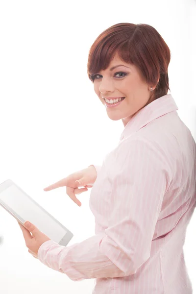 Donna d'affari che tiene tablet con touchpad . — Foto Stock