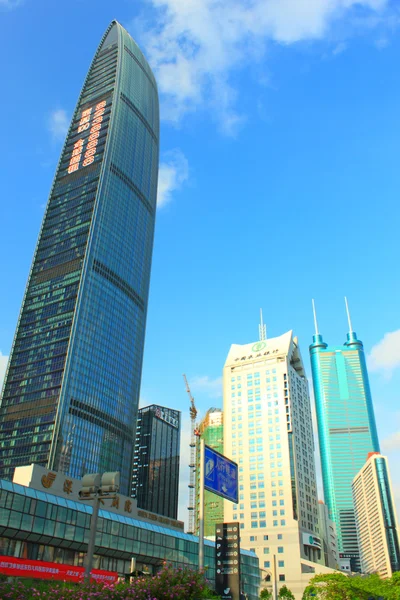 Arranha-céus em Shenzhen, China — Fotografia de Stock