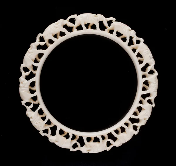 Elephant braclet carved in bone — Stock Photo, Image