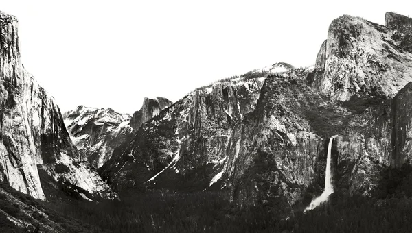 Bridalveil vattenfall yosemite — Stockfoto