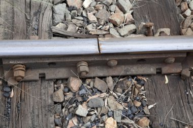 demiryolu hattı birleştirme