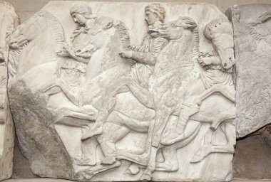 Çalıntı elgin mermerleri İngiliz Müzesi'nde