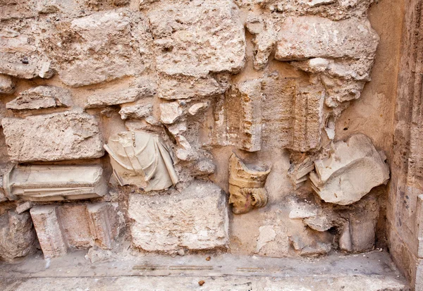 Mauer aus verschiedenen Epochen — Stockfoto