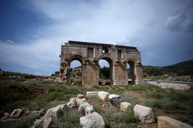 Antik patara, Türkiye'de yıkık şehir kapısı