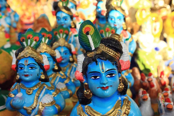 Religiös figur Krishna i indian street marknad — Stockfoto