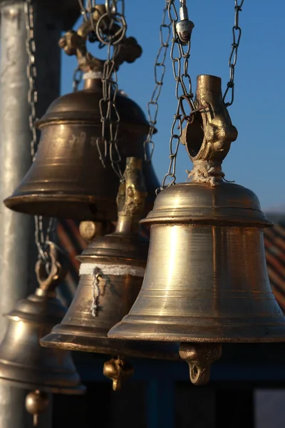 A harangok - Hindu szent hely indiai Himalája - Tungnath — Stock Fotó