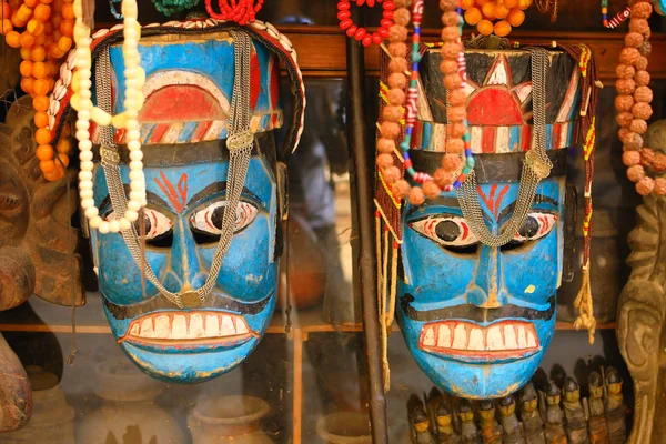 Nepal dekoratif mavi maske — Stok fotoğraf