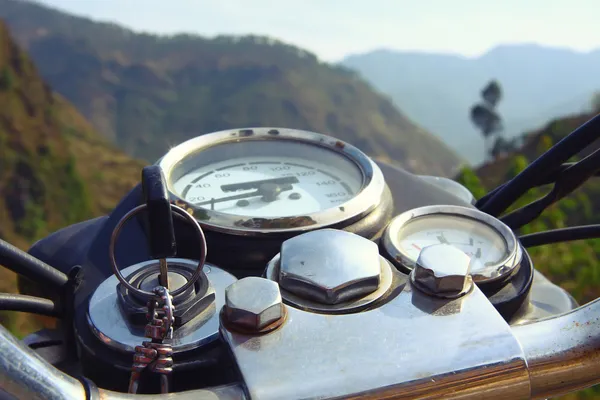 Hint Himalayalar - royal enfield motosiklet 1340 takometre bir