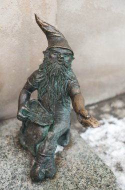 GNOME heykeli, wroclaw, Polonya