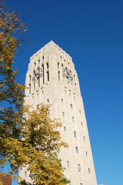 Carillon çan kulesi