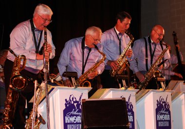 Johnny knorr orkestra saksafon ve klarnet