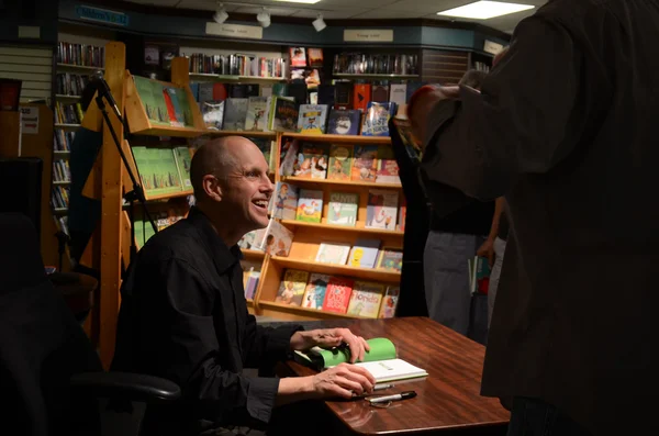 Jim Ottaviani at Nicola's Books June 2013 — Stock Photo, Image