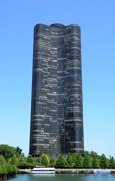 Башня Лейк-Пойнт в Чикаго — стоковое фото