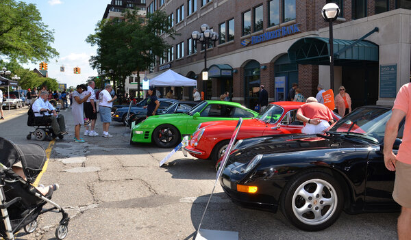 1996, 1964 и 1995 Porsches at Rolling Sculpture show 2013
