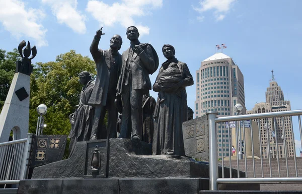 Puerta de entrada a la escultura Libertad en Hart Plaza, Detroit —  Fotos de Stock