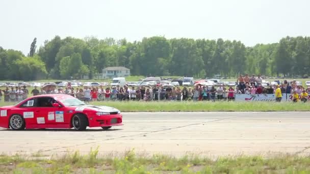 Carreras de coches — Vídeo de stock