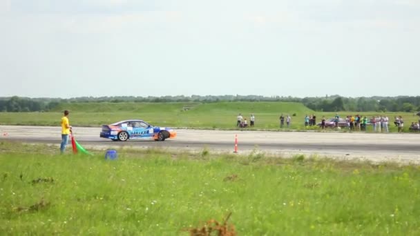 Carro de corrida — Vídeo de Stock