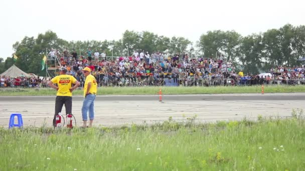 Festiwal wyścigów samochodowych — Wideo stockowe