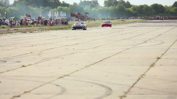 Carros de corrida — Vídeo de Stock