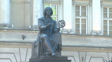 Copernicus Anıtı