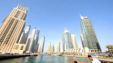 Dubai gökdelen binalar