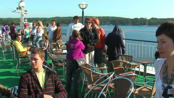 Tourists on  cruise-ship — Stock Video